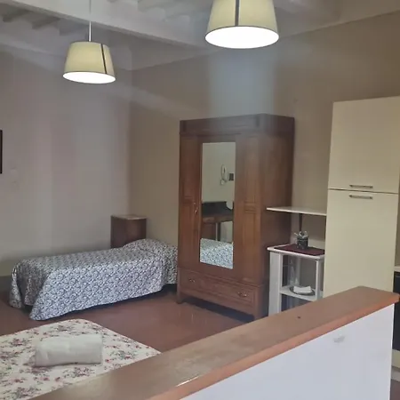 Le Due Torri Apartment *
